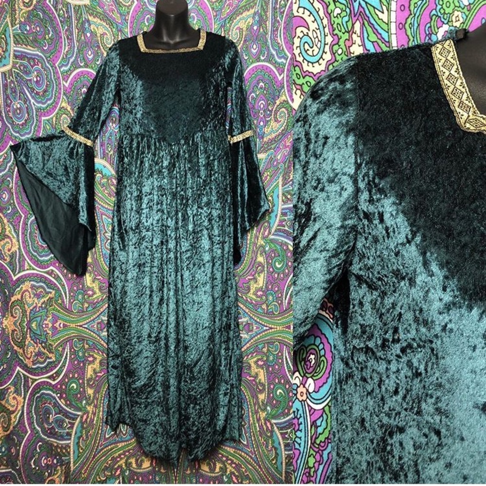 Velvet renaissance costume dress
